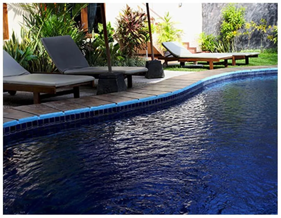 Niramaya Villa Seminyak Aparthotel